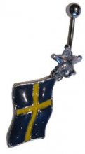 Navelsmycke med svenska flaggan